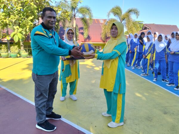 EKSTRA KURIKULER SEMESTER GENAP MTsN 1 TIDORE TAHUN PELAJARAN 2025-2026 RESMI DIBUKA